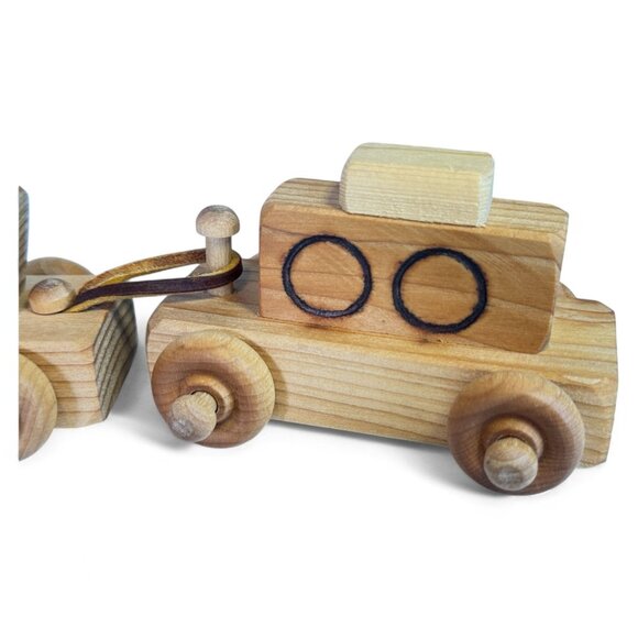 Vintage Handmade Wooden Toy Train Set – Engine & 4 Cars Natural Wood - Picture 6 of 11